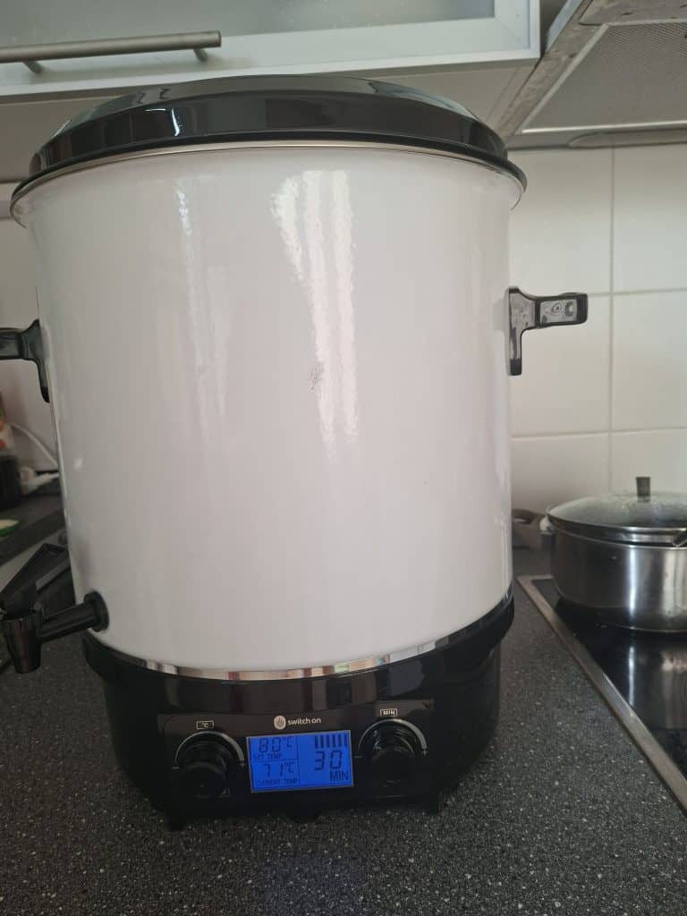 preserving pot